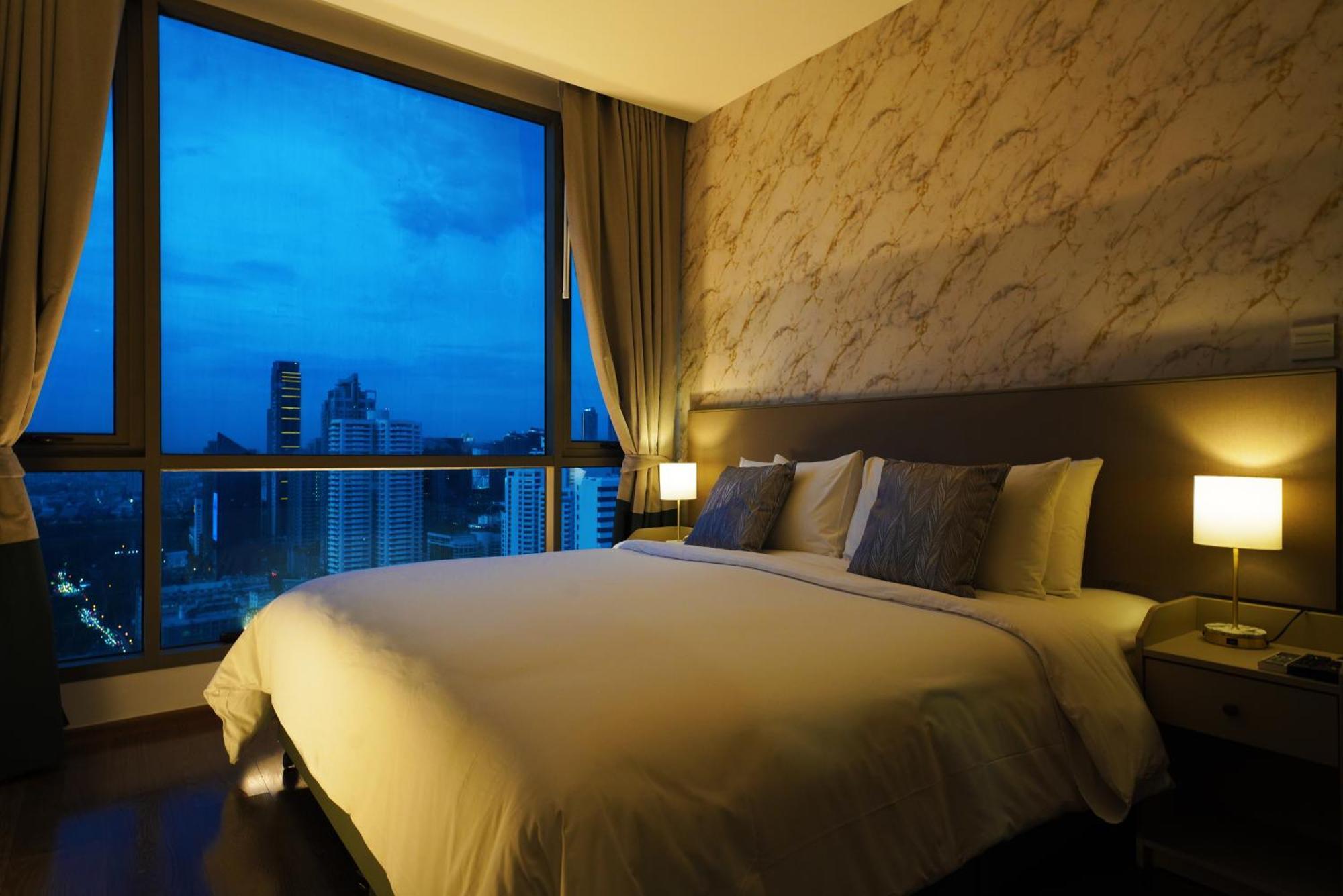The Rich Residence Sukhumvit Nana Bangkok Bagian luar foto